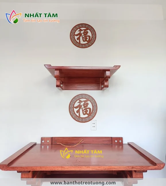 Bàn thờ treo tường gỗ Hương màu sắc tươi mới